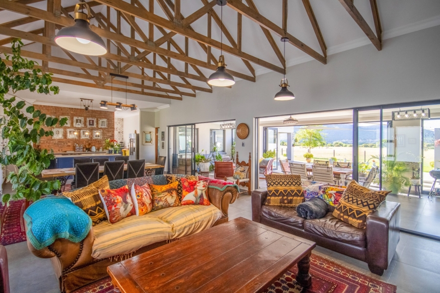 3 Bedroom Property for Sale in WestLake Country Safari Estate North West